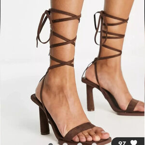 Public Desire Wide Fit Lamour Square Rand Heel Sandals Size 7
